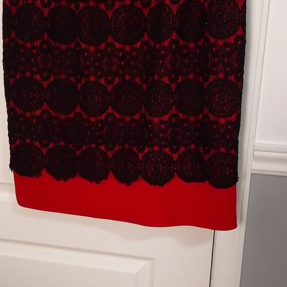 Anne Klein red dress with black lace. Size 14.  Sexy date night out hot prom - Picture 8 of 9